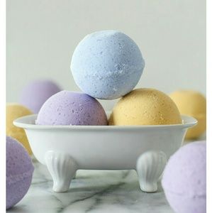 Bath bombs